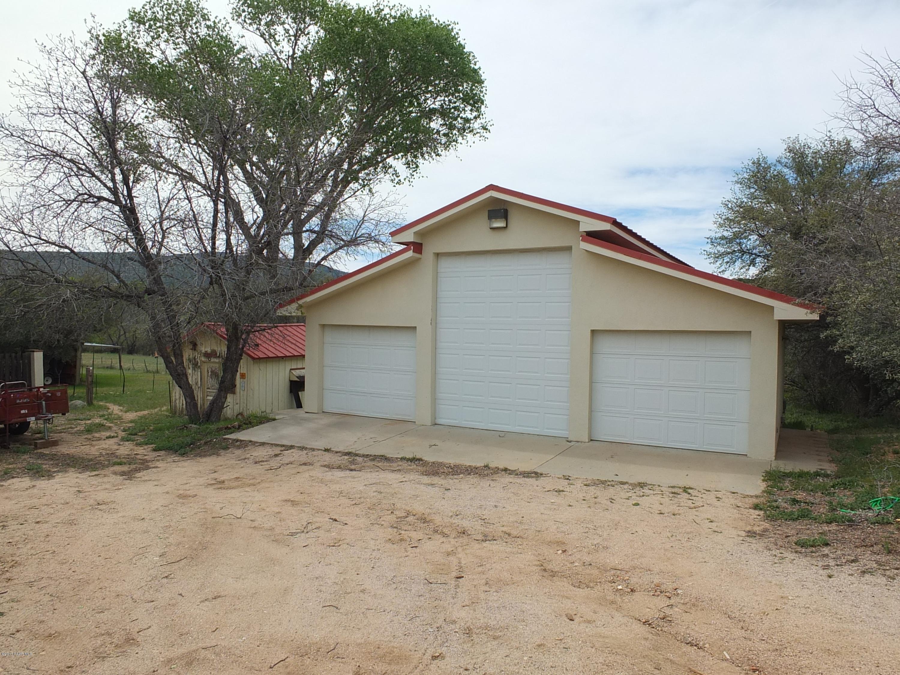800 Grisby Road Skull Valley, AZ 86338 - Photo 6 of 10 DSCF7041