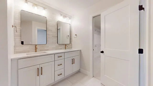 $589,900 | 5006 Chestnut Grove Drive, Champaign, IL 61822