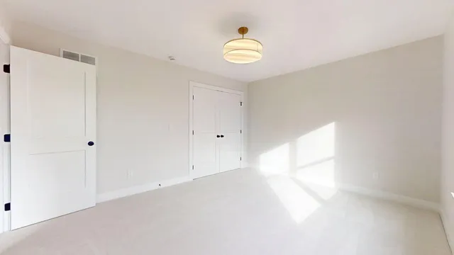 $589,900 | 5006 Chestnut Grove Drive, Champaign, IL 61822