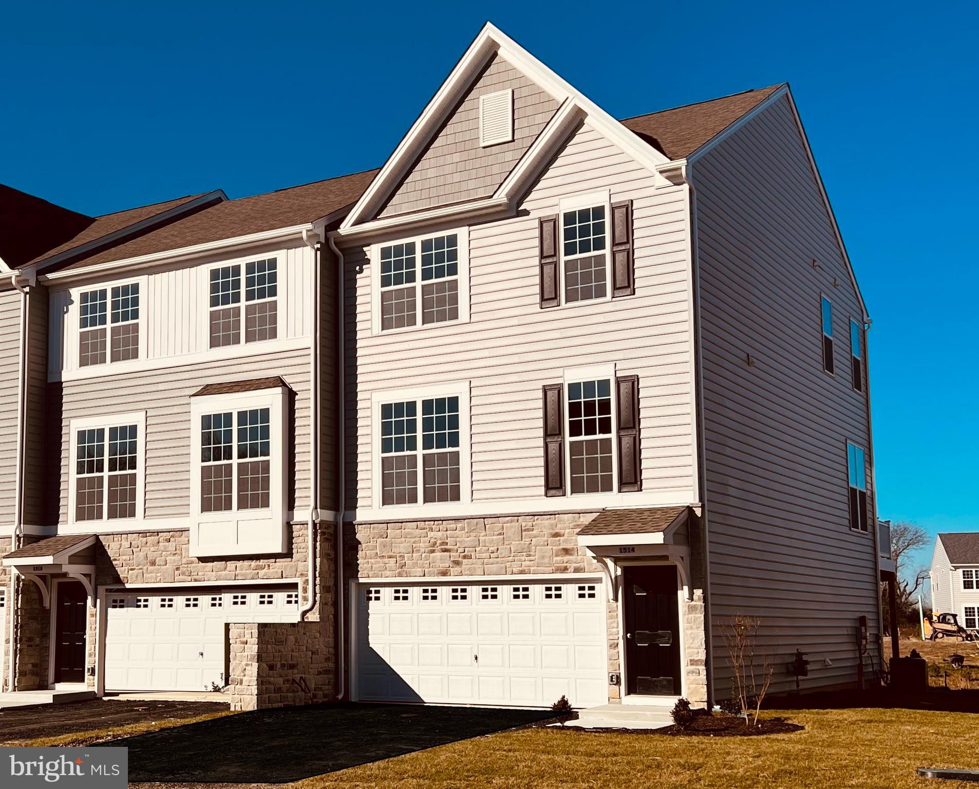 a view of a house with a outdoor space