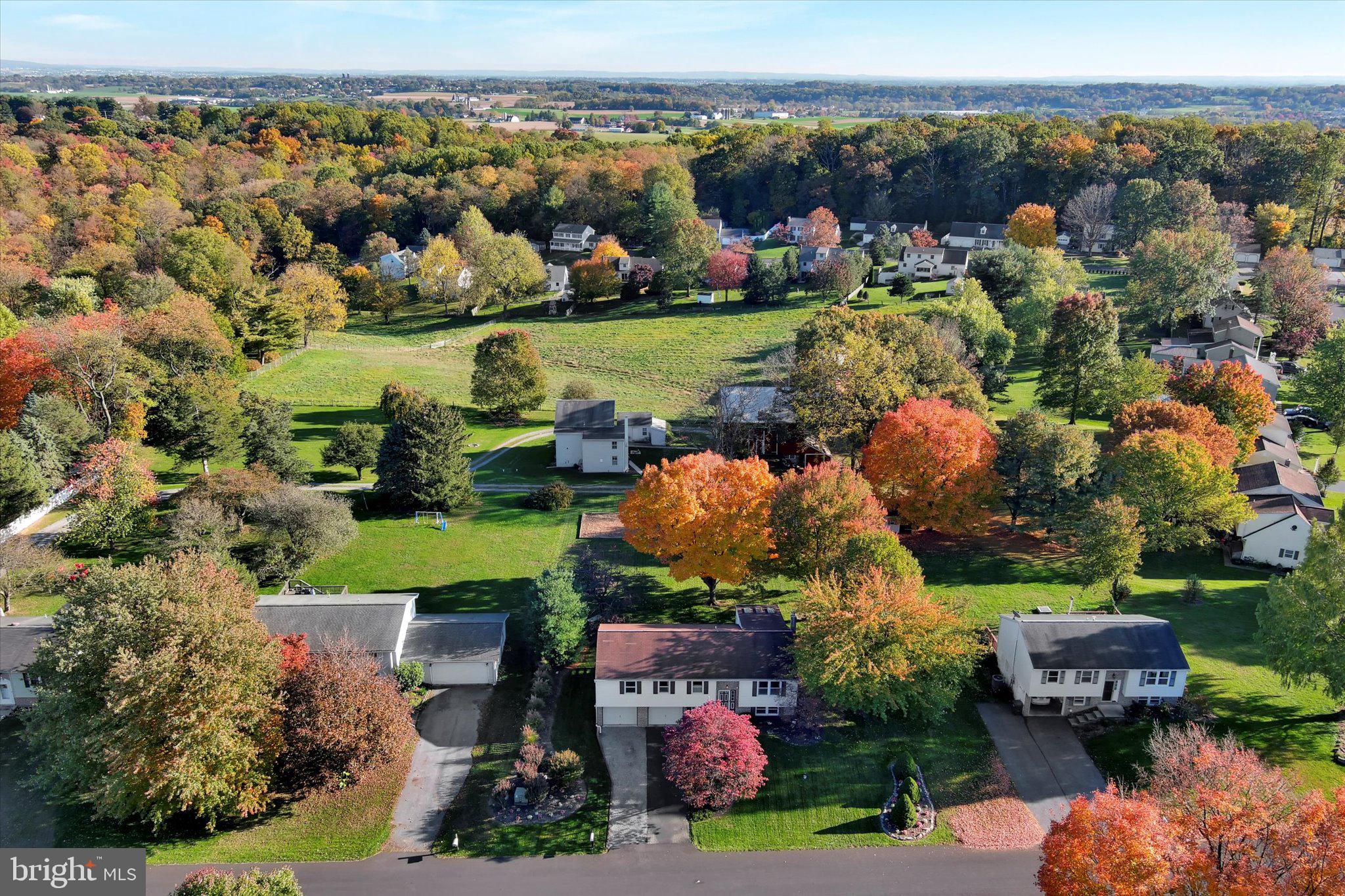 16 Knollwood Drive Lititz, PA 17543 - Photo 7 of 41