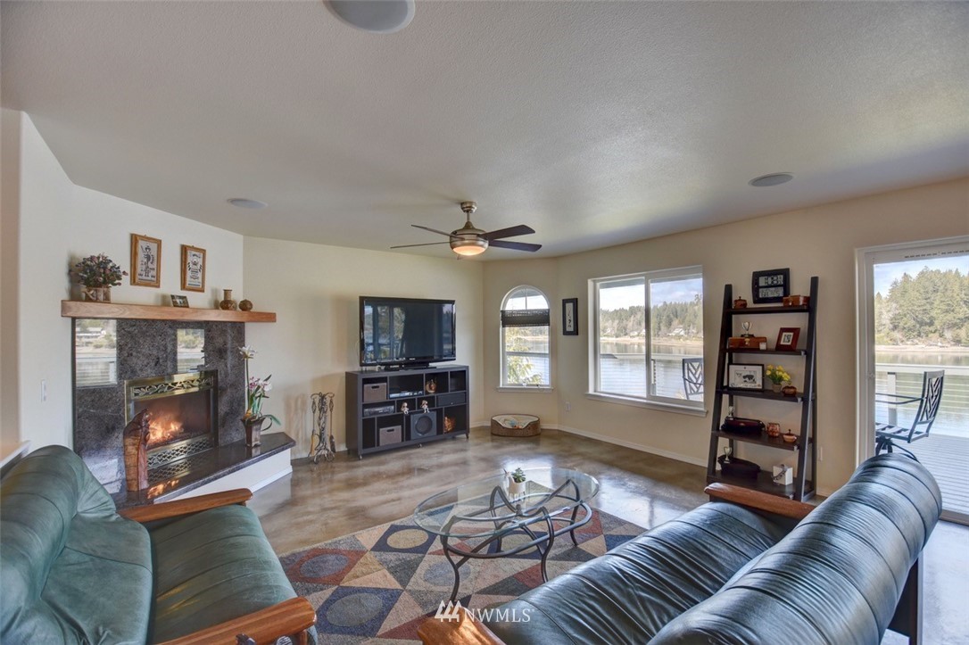 3403 Southeast Arcadia Road Shelton, WA 98584 - Photo 15 of 40 Gallery Image 15