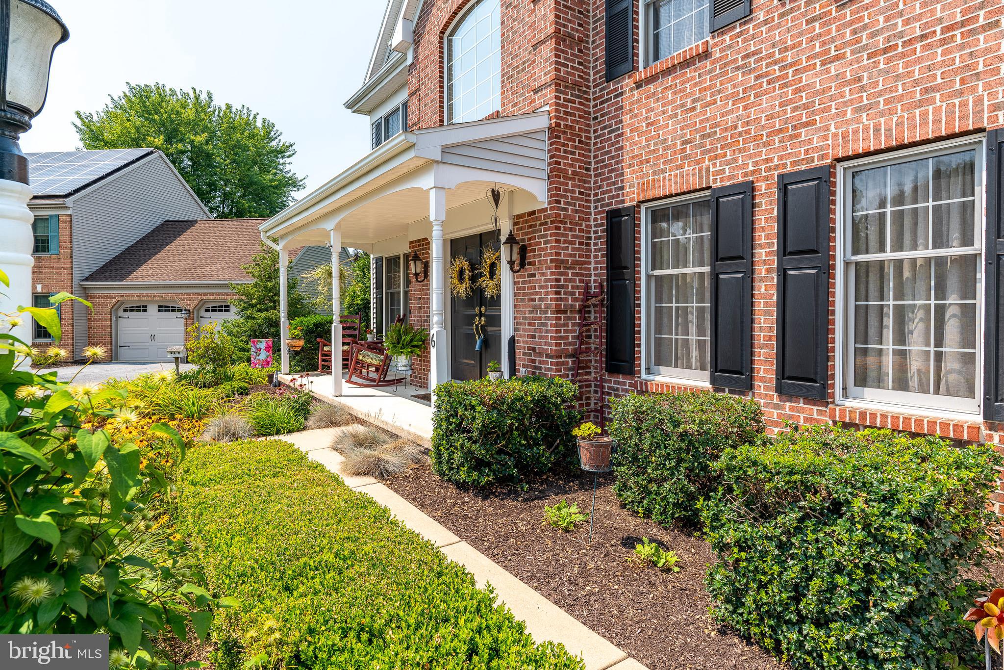 6 Lindside Court Lititz, PA 17543 - Photo 4 of 50