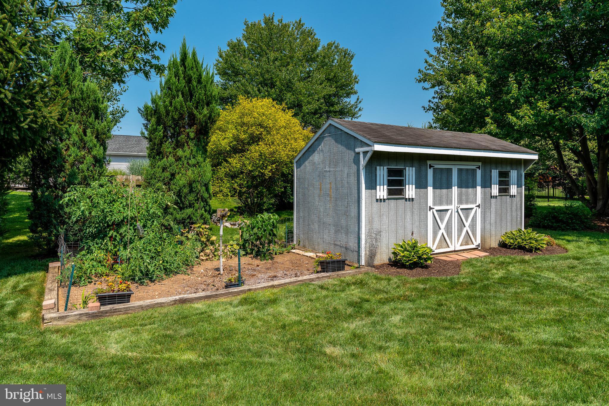 6 Lindside Court Lititz, PA 17543 - Photo 8 of 50