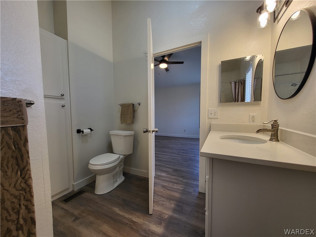 30260 Haystack Drive Meadview, AZ 86444 - Photo 20 of 52 a bathroom with a sink and a mirror