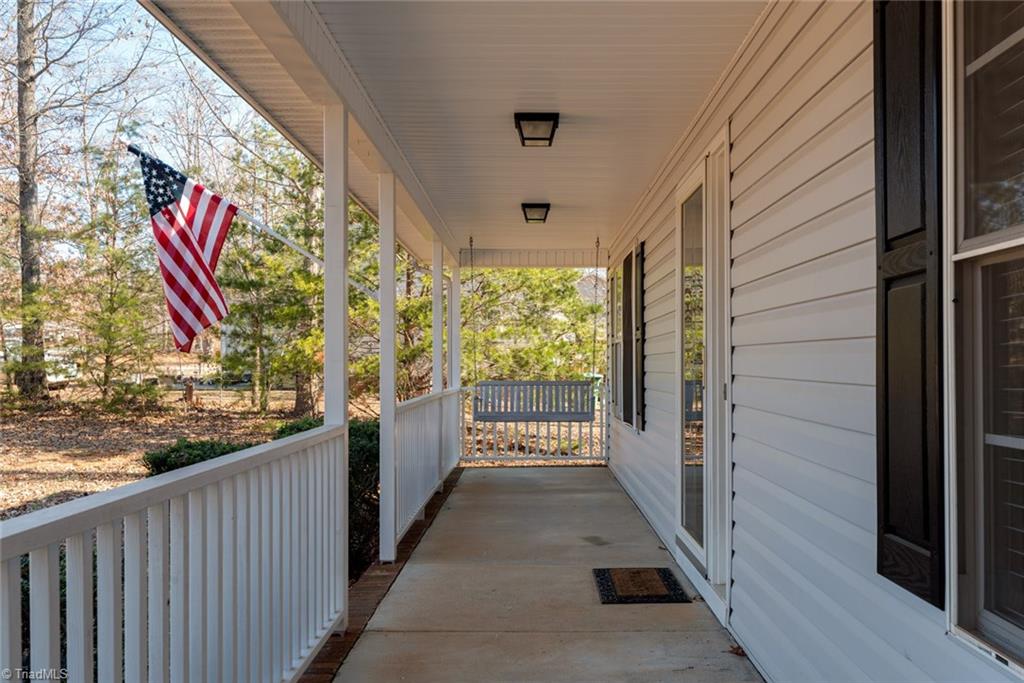 161 Falling Brook Road Stokesdale, NC 27357 - Photo 4 of 20 Gallery Image 4