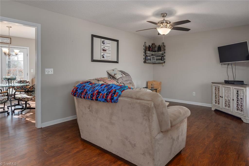 161 Falling Brook Road Stokesdale, NC 27357 - Photo 5 of 20 Gallery Image 5
