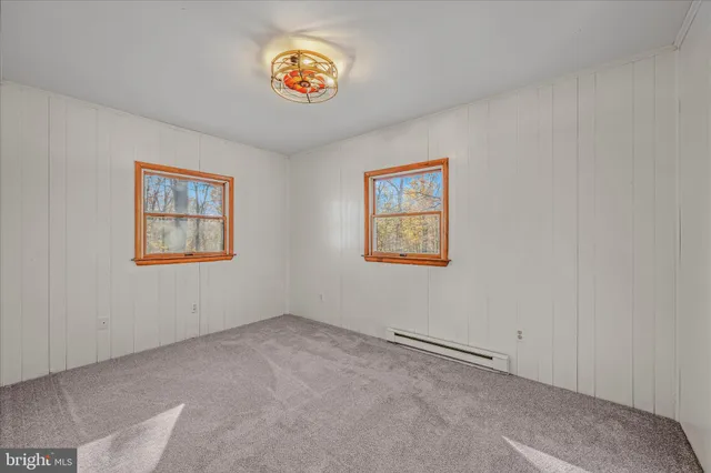 $1,900 | 438 Gloyd Lane, Great Cacapon, WV 25422