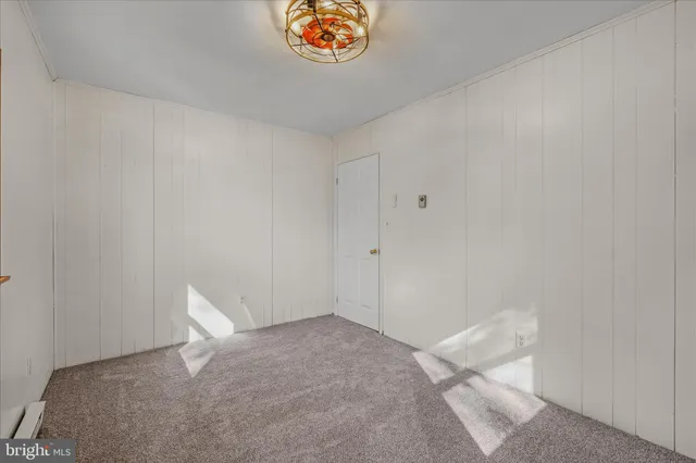 $1,900 | 438 Gloyd Lane, Great Cacapon, WV 25422