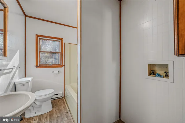 $1,900 | 438 Gloyd Lane, Great Cacapon, WV 25422