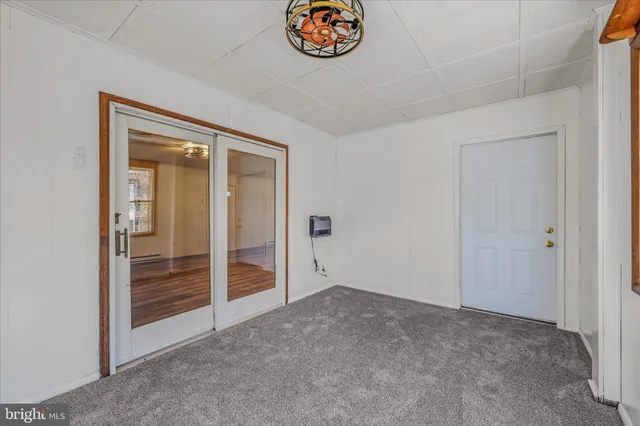 $1,900 | 438 Gloyd Lane, Great Cacapon, WV 25422