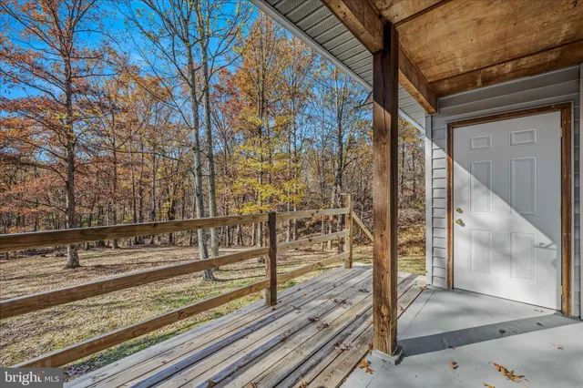 $1,900 | 438 Gloyd Lane, Great Cacapon, WV 25422
