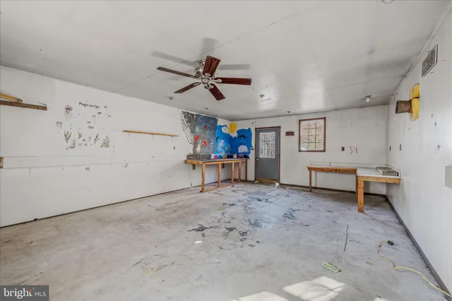 $1,900 | 438 Gloyd Lane, Great Cacapon, WV 25422