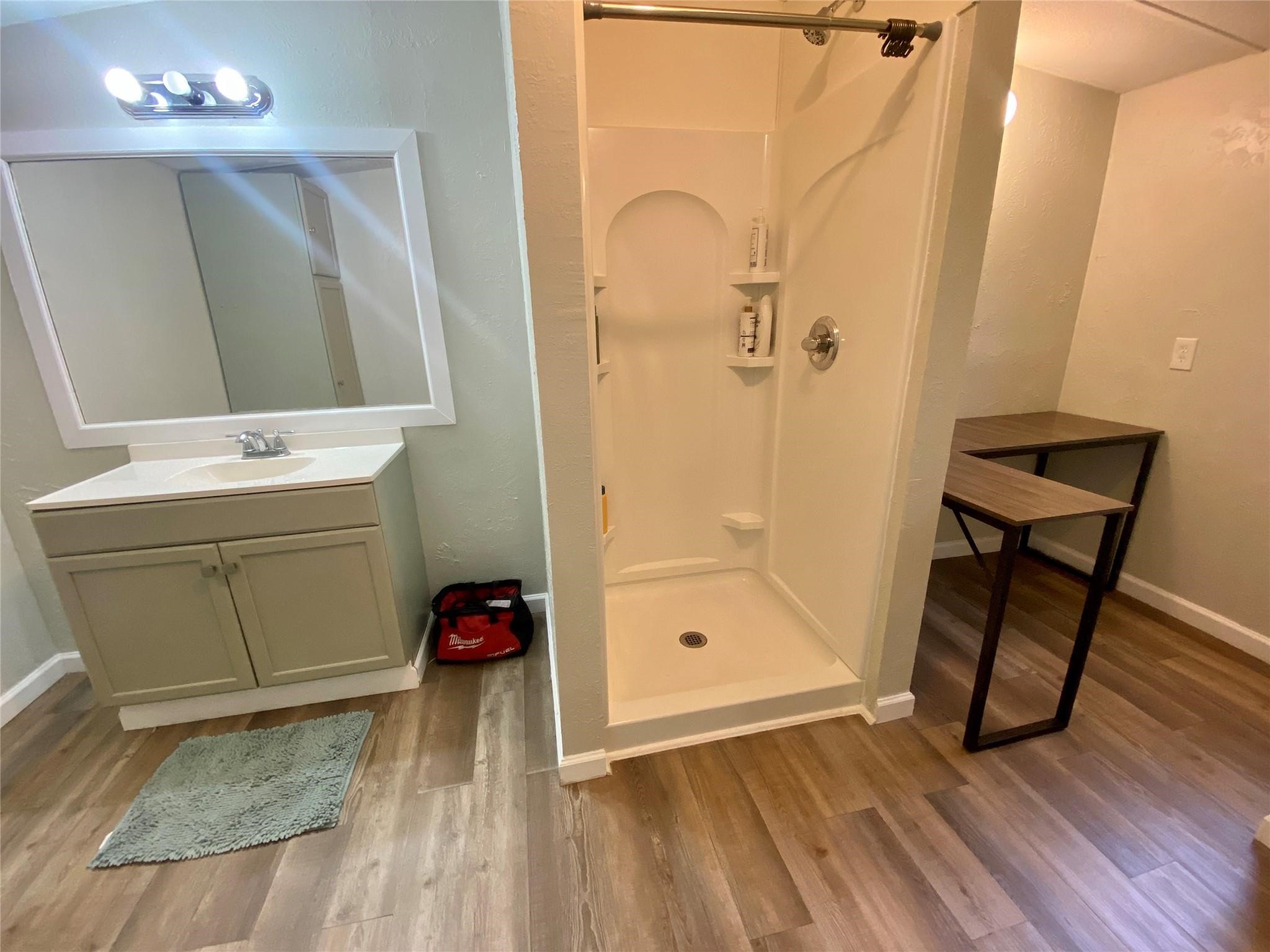 1216 Cardinal Lane Trinity, TX 75862 - Photo 11 of 27 Primary Bath