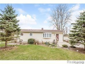 19730 Clark Road Belleville, MI 48111 - Photo 1 of 36