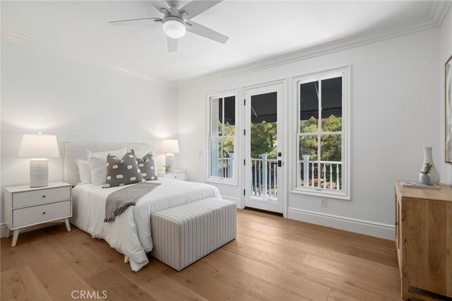 a close view of door lock