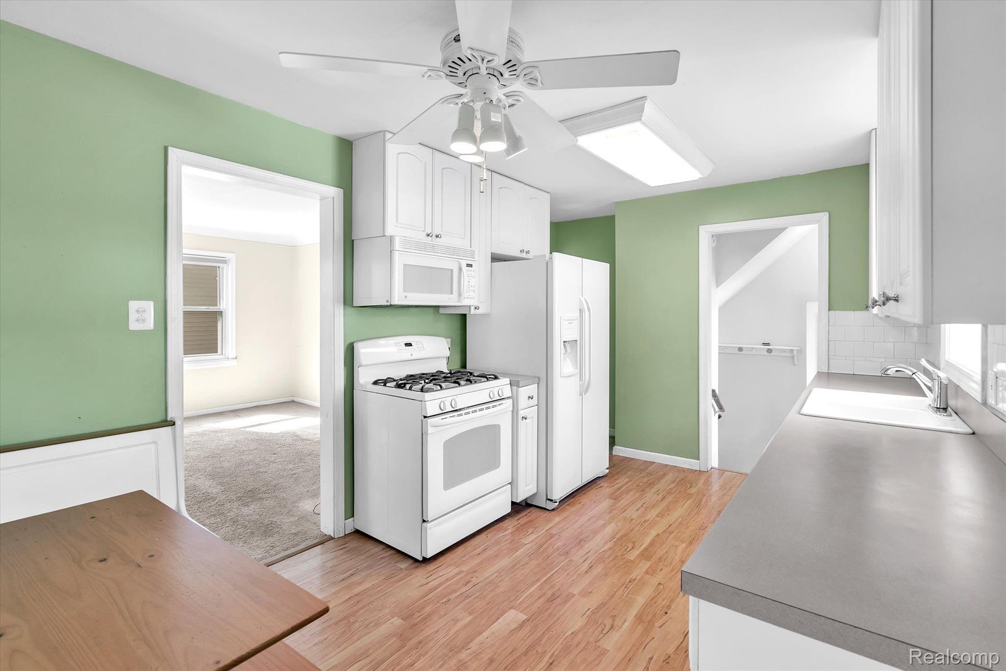 1331 Oakley Road Clawson, MI 48017 - Photo 9 of 28 Gallery Image 9