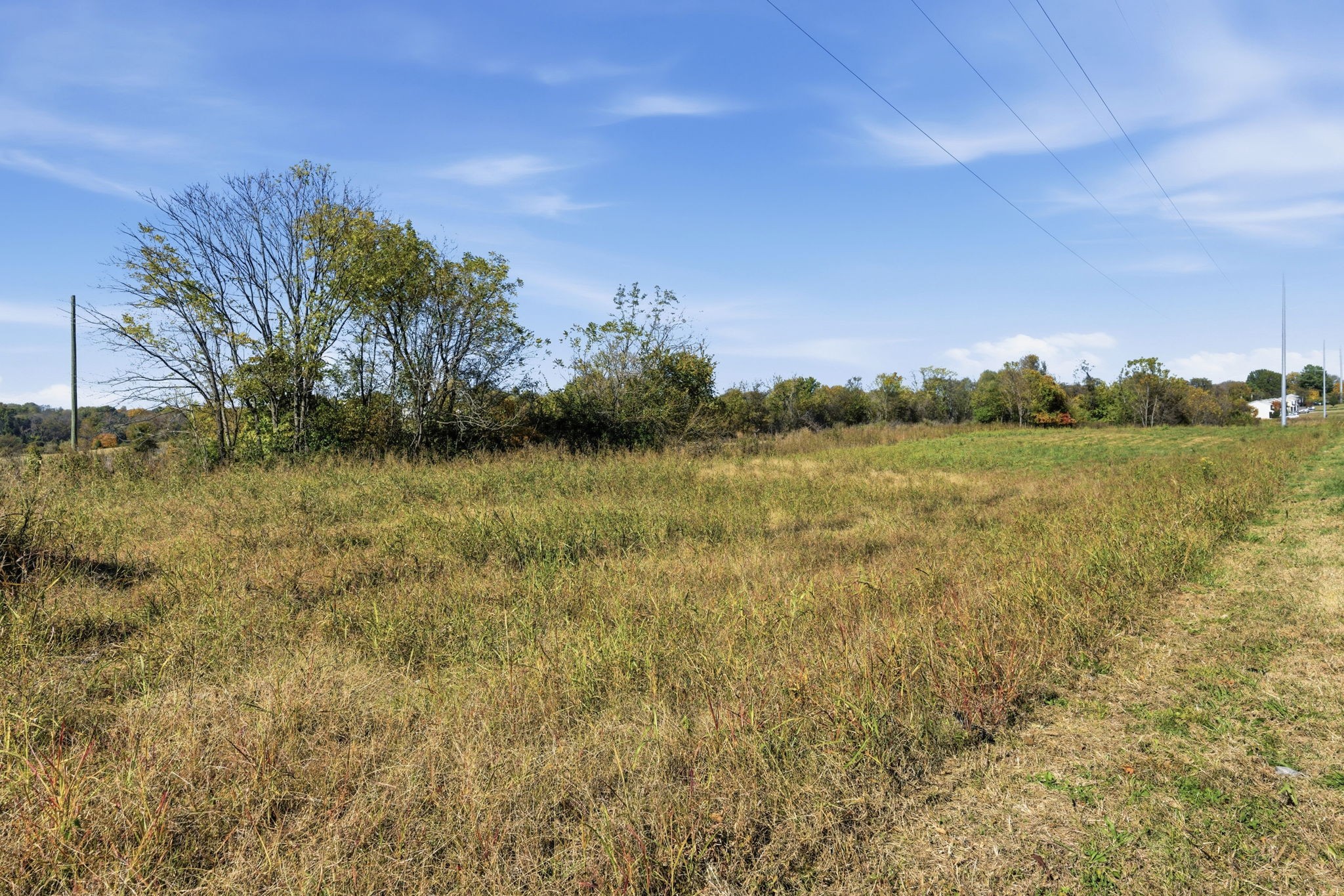 0 Riverside Drive Nashville, TN 37206 - Photo 9 of 10 a view of a lake with houses in the background