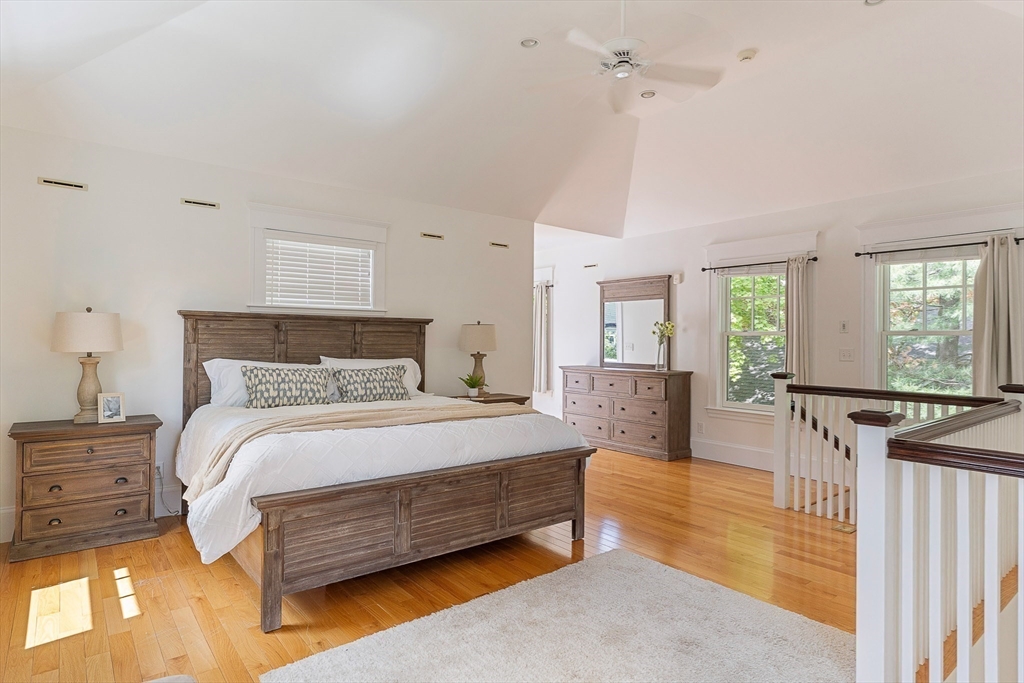 4 Lawrence Street Winchester, MA 01890 - Photo 30 of 40