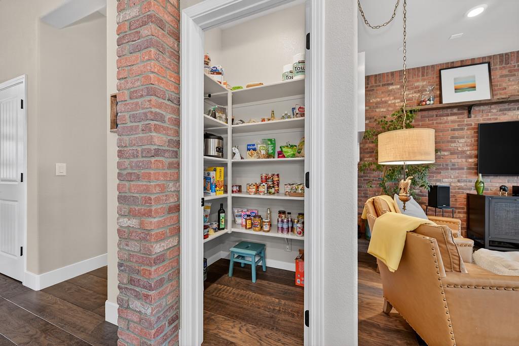 3900 Fenway Circle Rocklin, CA 95677 - Photo 23 of 57 Walk in pantry!