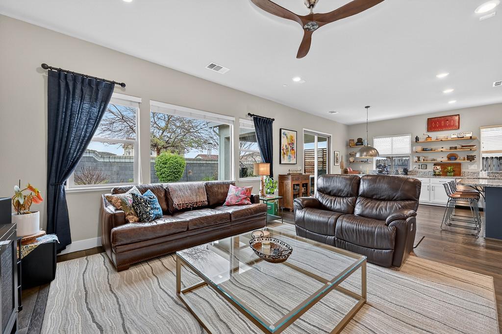 3900 Fenway Circle Rocklin, CA 95677 - Photo 26 of 57