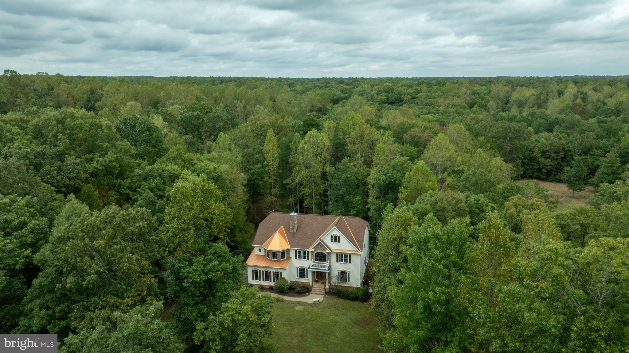 8426 Out Back Road Spotsylvania, VA 22551 - Photo 11 of 90 Gallery Image 11