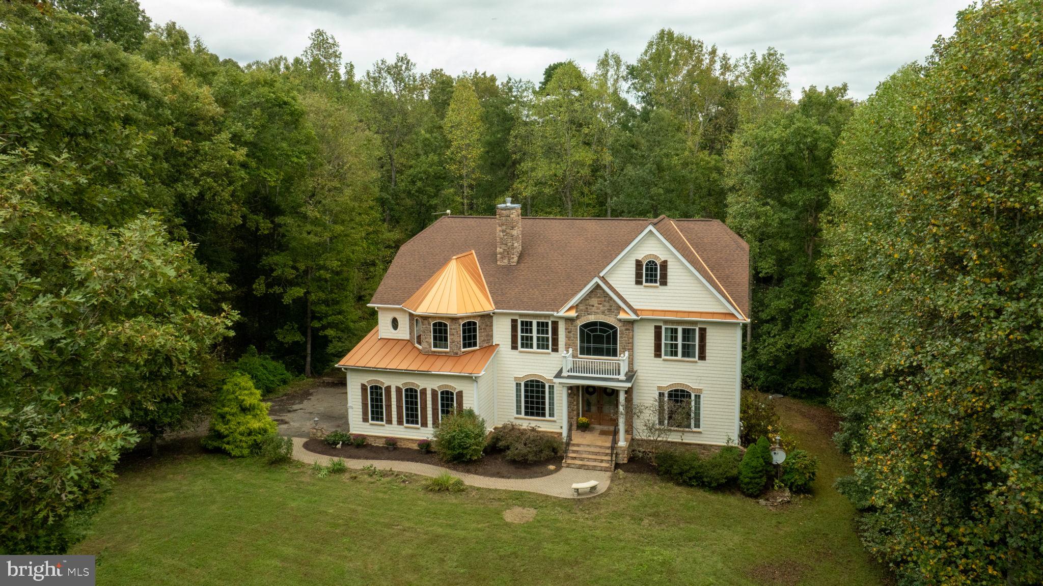 8426 Out Back Road Spotsylvania, VA 22551 - Photo 5 of 90 Gallery Image 5