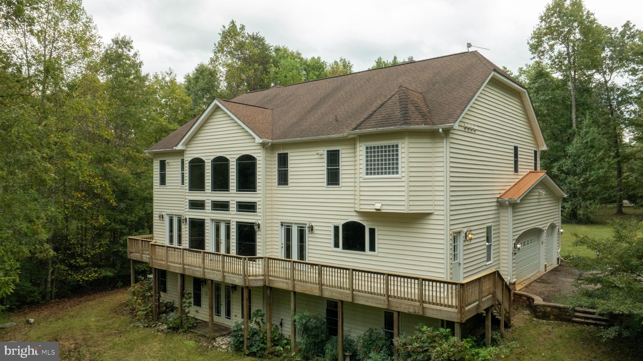 8426 Out Back Road Spotsylvania, VA 22551 - Photo 6 of 90 Gallery Image 6