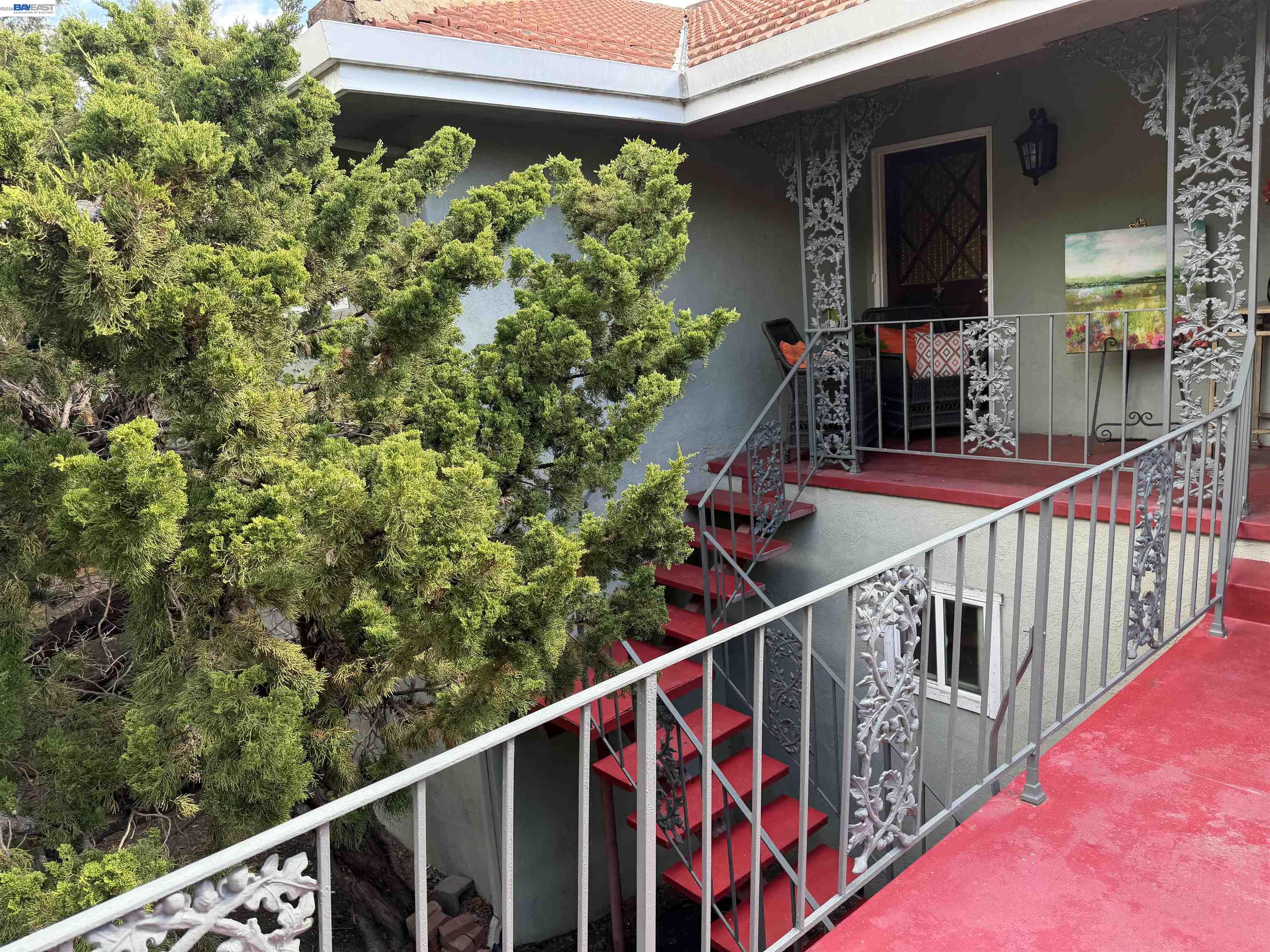 2245 Sol Street Castro Valley, CA 94578 - Photo 11 of 36