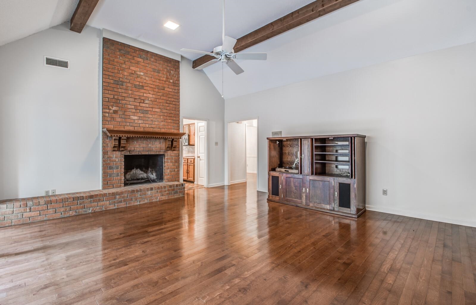1897 Allenby Road Germantown, TN 38139 - Photo 7 of 25 Gallery Image 7