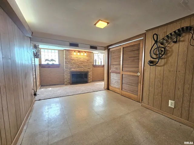 $339,000 | 1800 Franklin Avenue, Mount Vernon, IL 62864