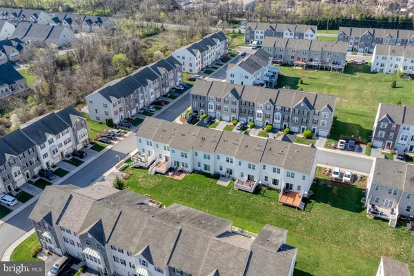 $309,900 | 1272 Elderslie Lane, Unit 92, York, PA 17403