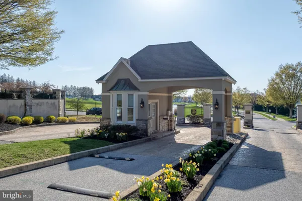 $309,900 | 1272 Elderslie Lane, Unit 92, York, PA 17403