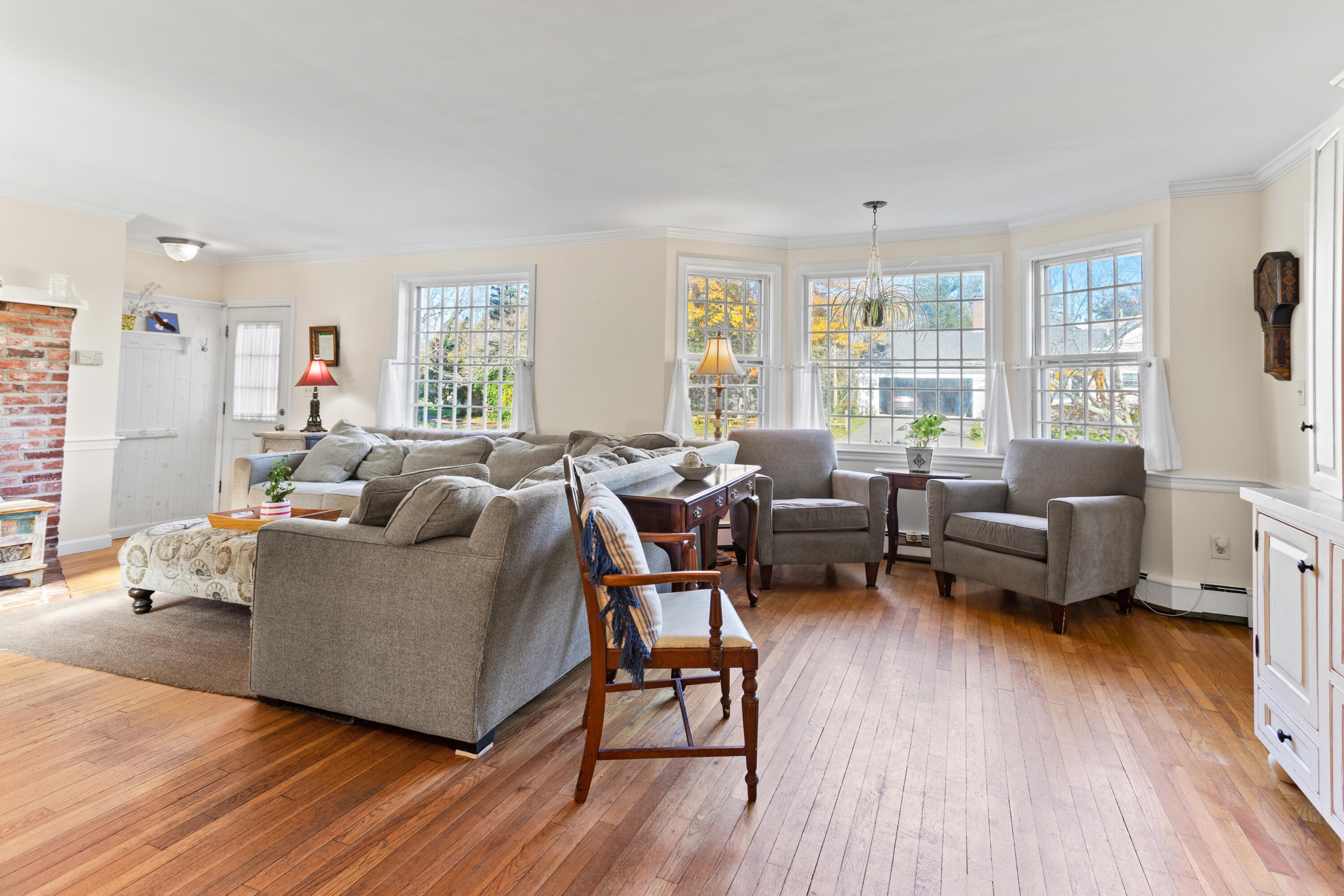 85 Stonehedge Road Barnstable, MA 02630 - Photo 17 of 41 a living room with furniture and a wooden floor