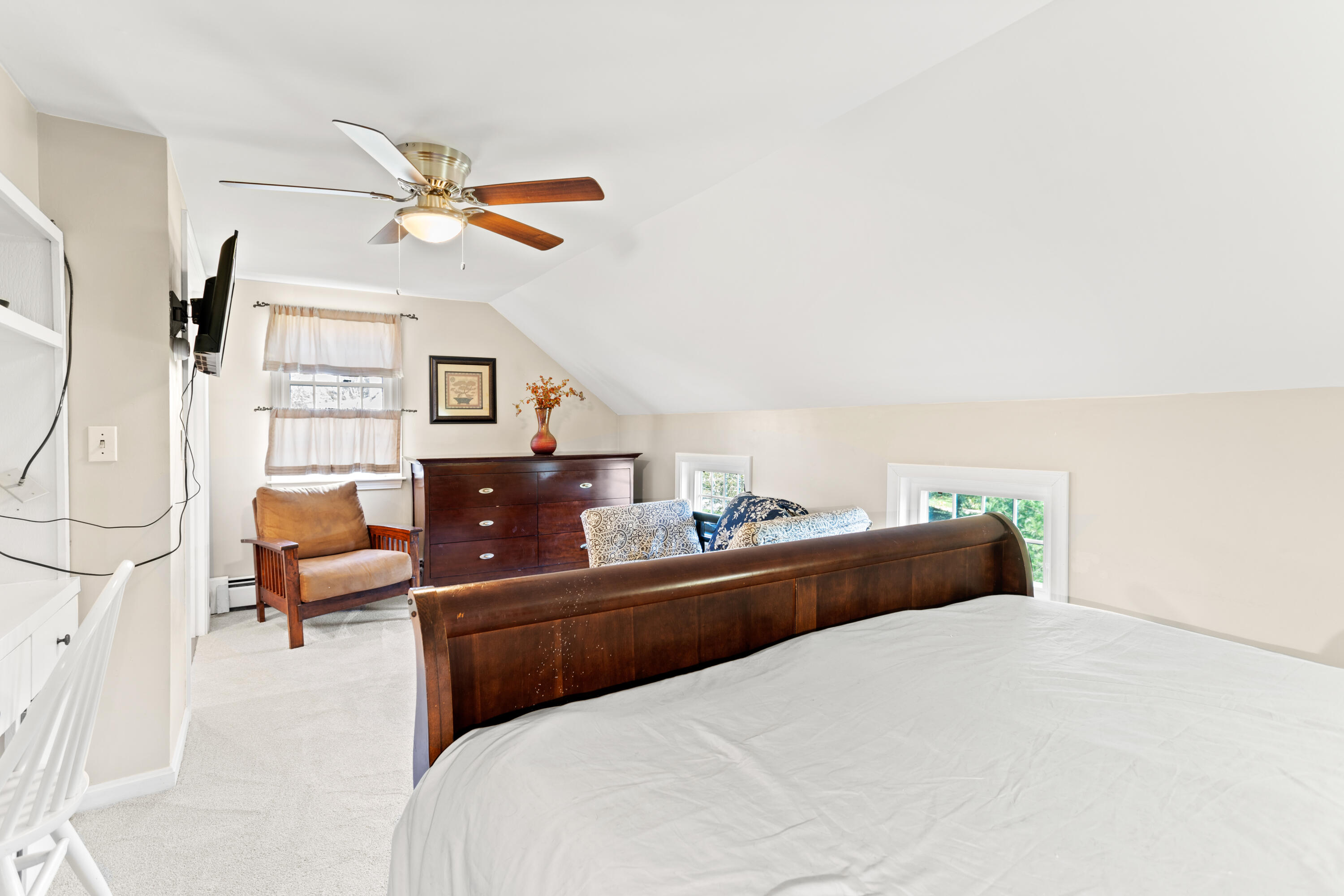 85 Stonehedge Road Barnstable, MA 02630 - Photo 33 of 41 a bedroom with a bed and furniture