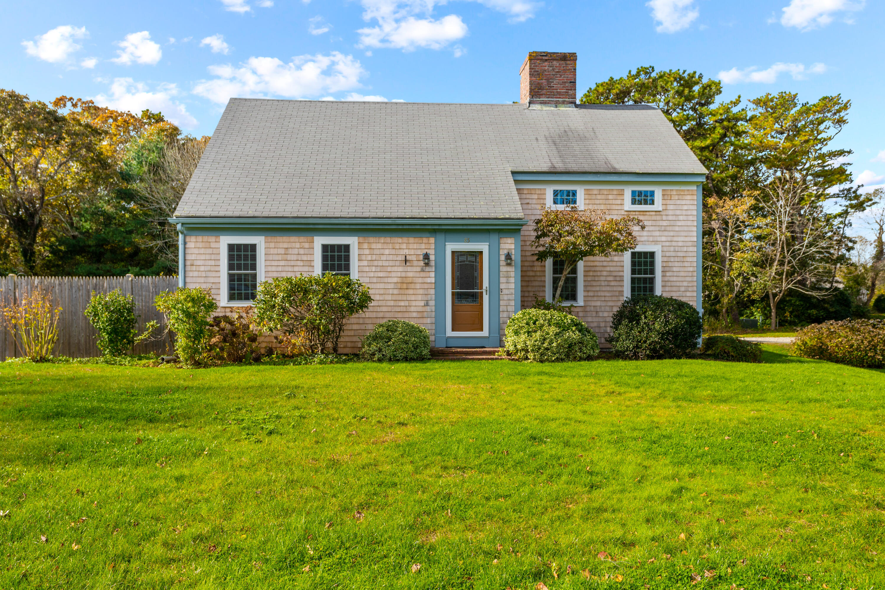 85 Stonehedge Road Barnstable, MA 02630 - Photo 6 of 41 a front view of a house with a garden