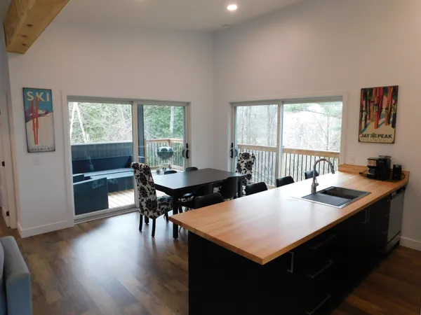 $650,000 | 376 Vt Rte 242, Jay, VT 05859