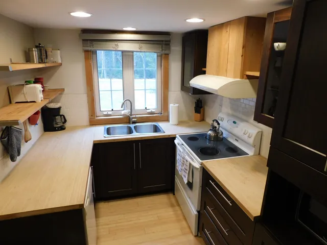 $650,000 | 376 Vt Rte 242, Jay, VT 05859