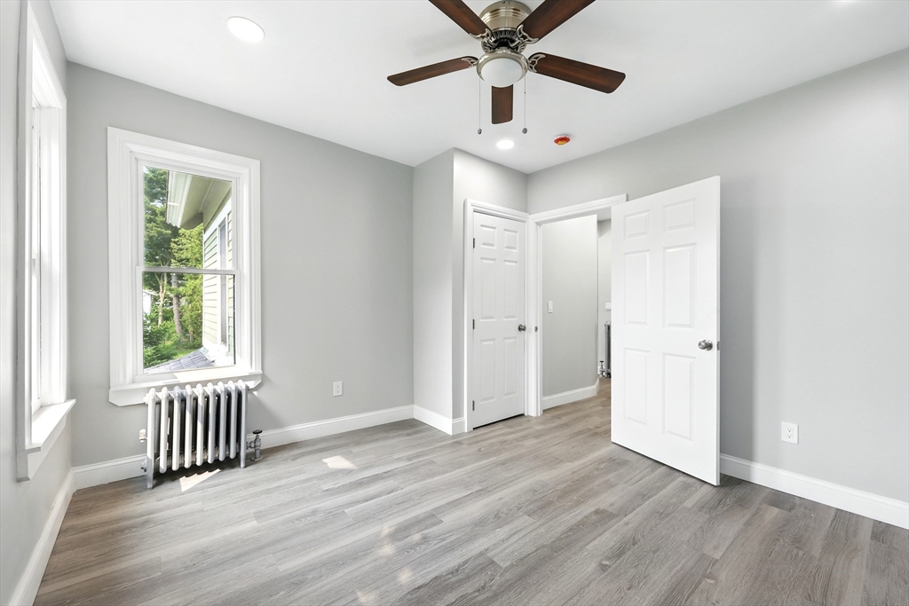 163 Thompson Street Springfield, MA 01109 - Photo 25 of 40 Gallery Image 25