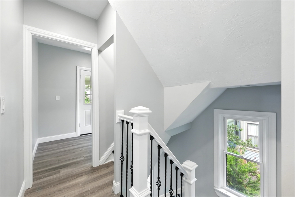163 Thompson Street Springfield, MA 01109 - Photo 26 of 40 Gallery Image 26