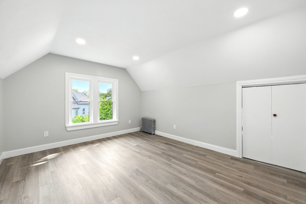 163 Thompson Street Springfield, MA 01109 - Photo 29 of 40 Gallery Image 29