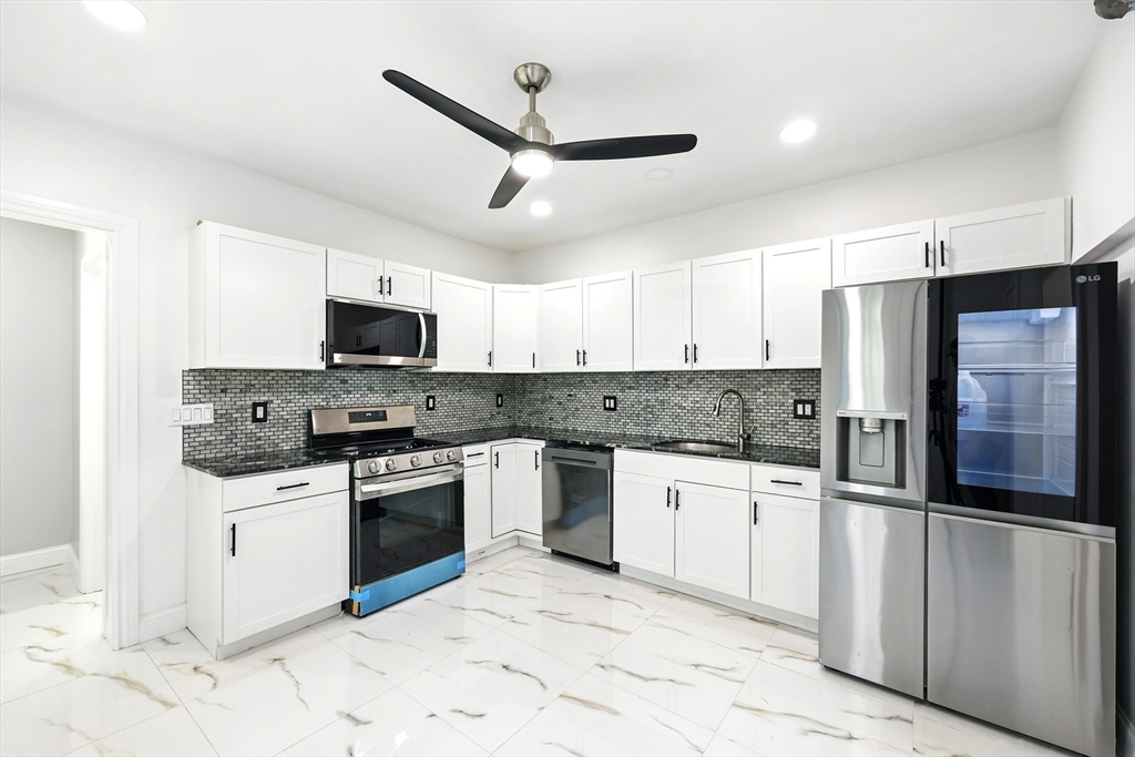 163 Thompson Street Springfield, MA 01109 - Photo 7 of 40 Gallery Image 7