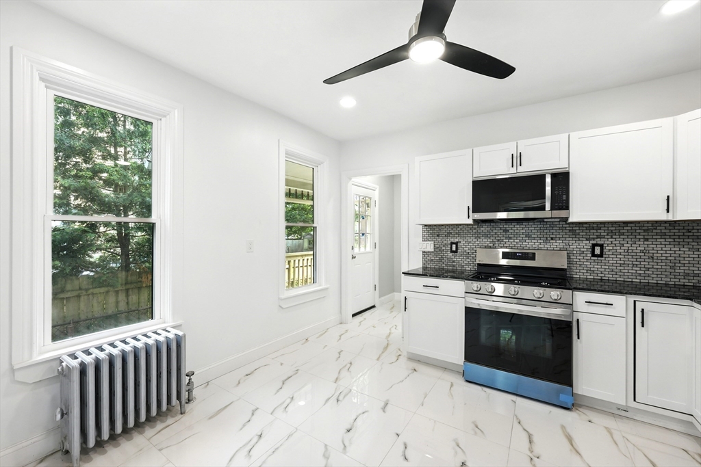 163 Thompson Street Springfield, MA 01109 - Photo 9 of 40 Gallery Image 9