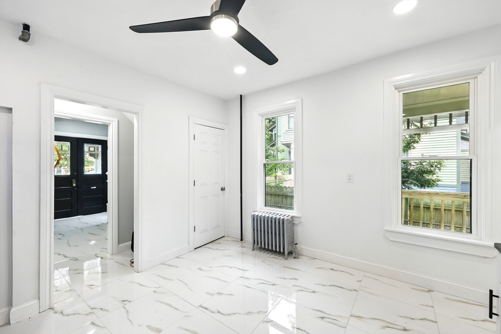 163 Thompson Street Springfield, MA 01109 - Photo 10 of 40 Gallery Image 10