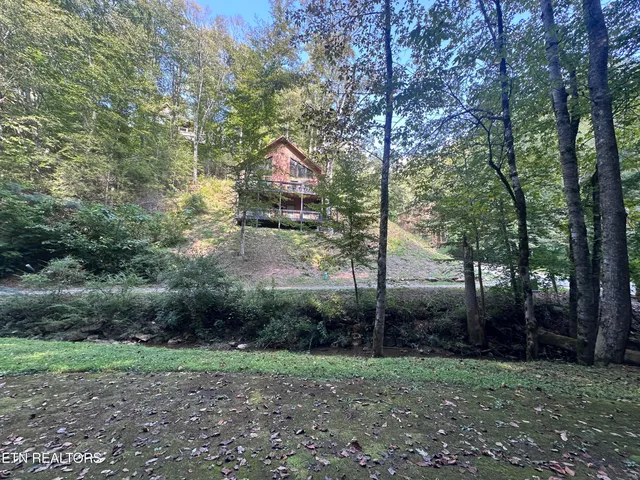 $699,900 | 866 Cabin Creek Way, Sevierville, TN 37862