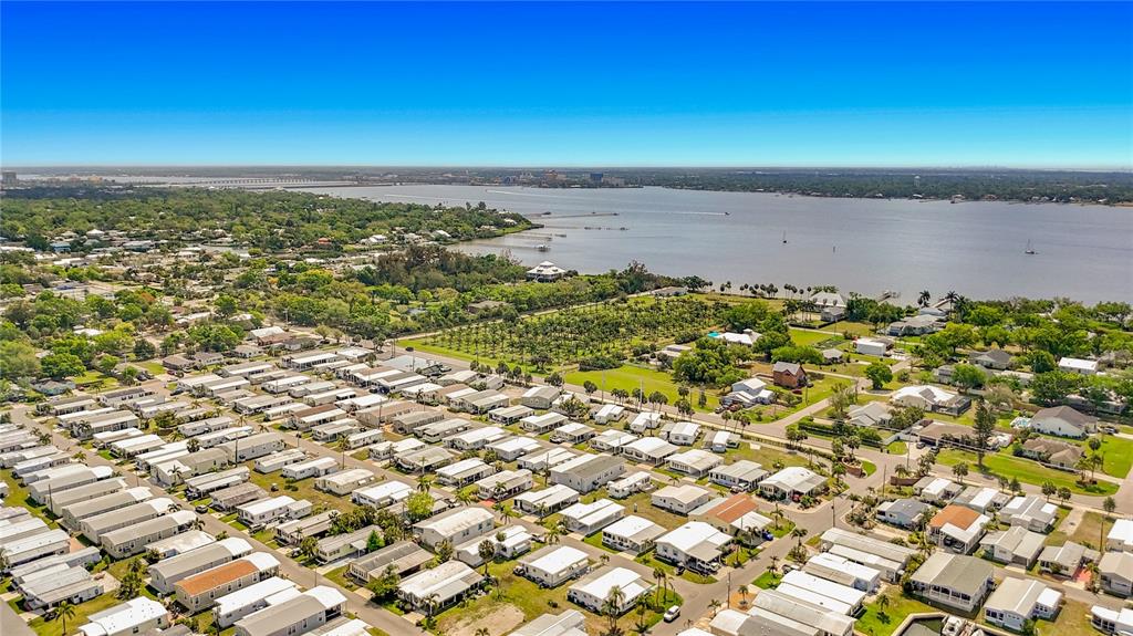 80 Del Rio Drive Palmetto, FL 34221 - Photo 23 of 30