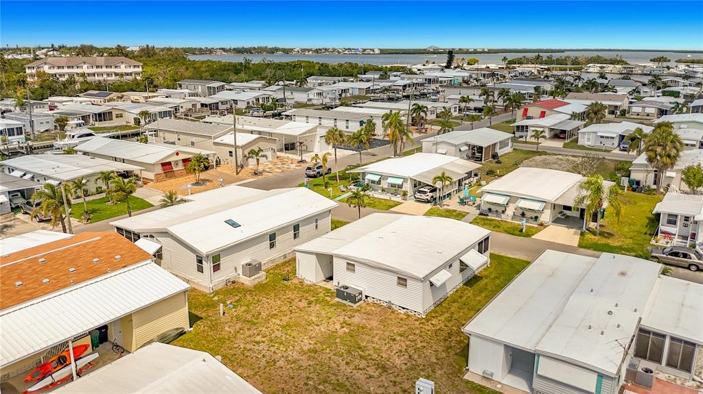 80 Del Rio Drive Palmetto, FL 34221 - Photo 25 of 30