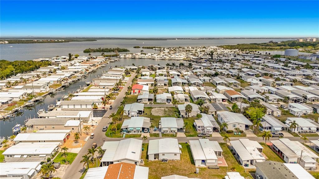 80 Del Rio Drive Palmetto, FL 34221 - Photo 29 of 30