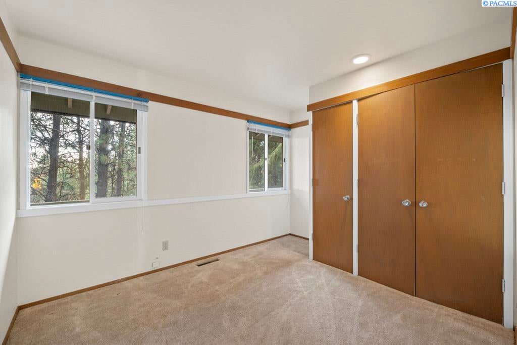 1655 Southwest View Drive Pullman, WA 99163 - Photo 28 of 49 Gallery Image 28