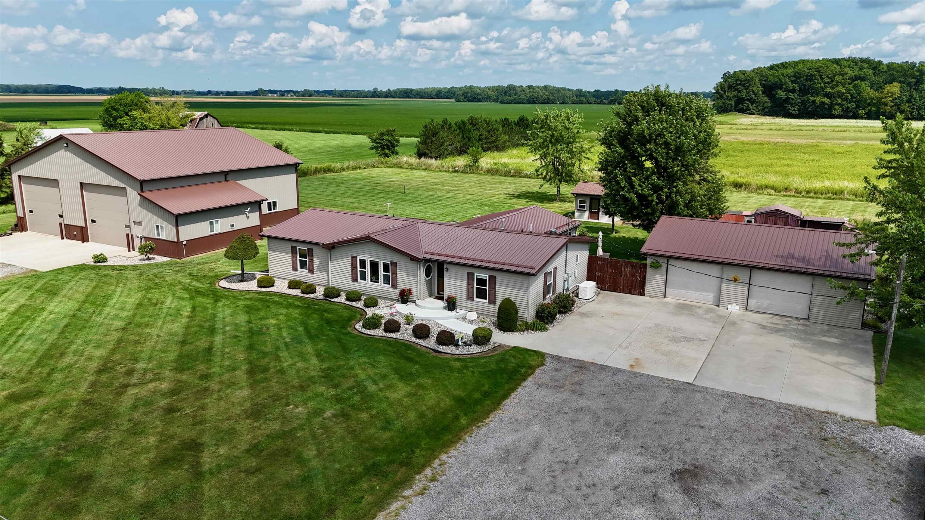18787 Corunna Road Chesaning, MI 48616 - Photo 1 of 44 Gallery Image 1